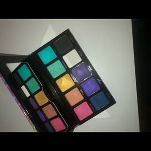 Violet Voss Colorful Palette